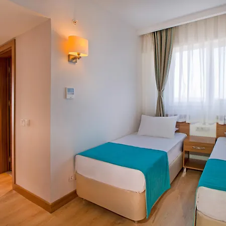 Grand Park Lara Hotel